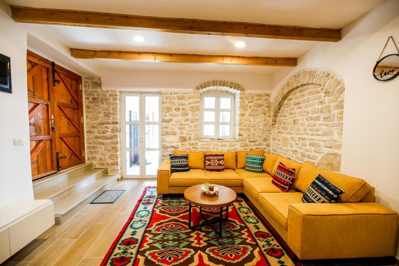 Vila Leon - Old Qeparo - 6 People ภายนอก รูปภาพ